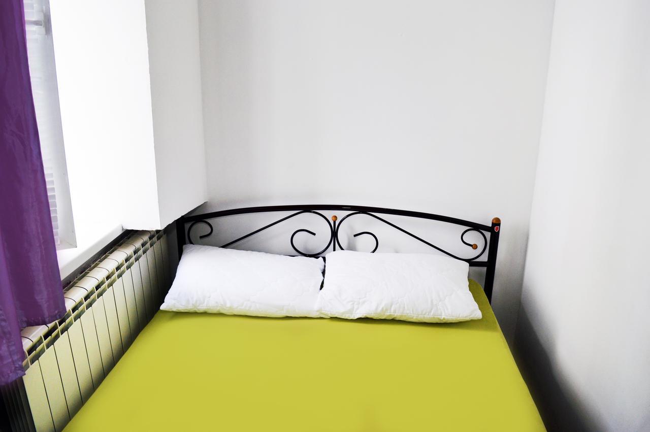 Hostel Golden Gates Kiev Bagian luar foto